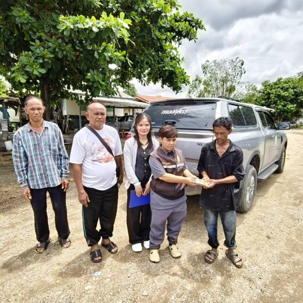 สำนักงานปศุสัตว์จังหวัดนครนายก ตรวจสอบข้อมูลทะเบียนสัตว์โครงการธนาคารโค-กระบือ เพื่อเกษตรกรตามพระราชดำริ 