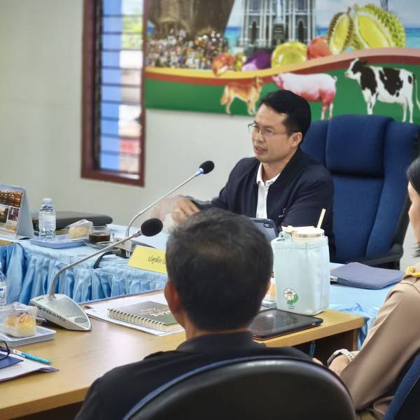 ปศุสัตว์เขต 2 ลงพื้นที่จันทบุรี ตรวจติดตามงานป้องกันและควบคุมโรคพิษสุนัขบ้า เดินหน้าขับเคลื่อน “สัตว์ปลอดโรค คนปลอดภัย” ตามพระปณิธานฯ