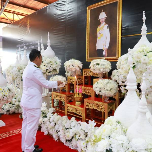 ปศุสัตว์จังหวัดระยอง เข้าร่วมพิธีบำเพ็ญกุศลและทำบุญตักบาตรในวาระครบ 100 วัน (สตมวาร) อุทิศถวายเป็นพระกุศลแด่สมเด็จพระเจ้าลูกเธอ เจ้าฟ้าพัชรกิติยาภา นเรนทิราเทพยวดี กรมหลวงราชสาริณีสิริพัชร มหาวัชรราชธิดา