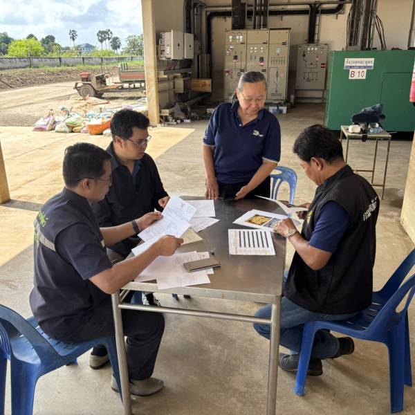 ”ปศุสัตว์เขต 2 ลงพื้นที่ติดตาม ตรวจสอบฟาร์มไก่ไข่พ่อแม่พันธุ์ (PS) ที่ได้รับผลกระทบจากอุทกภัย ในพื้นที่จังหวัดฉะเชิงเทรา“